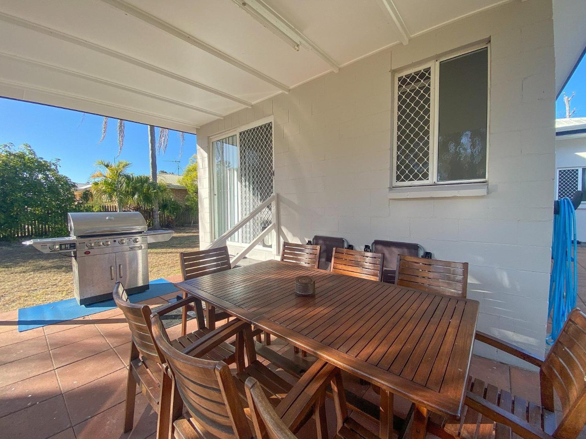 Beach House On Burrum- Close To Beach- 3Br- Wifi-Foxtel Woodgate Eksteriør bilde